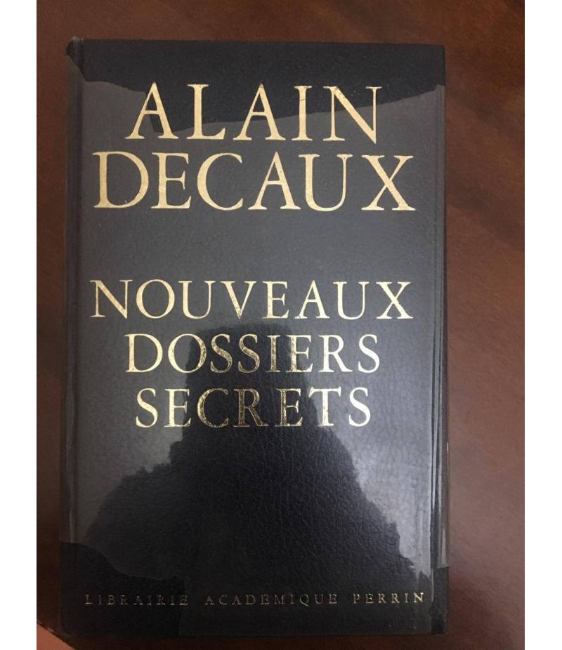 Nouveaux Dossiers Secrets